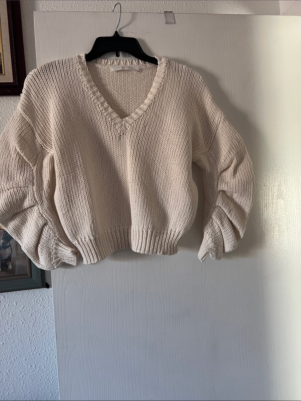 Astr Cream V-Neck Chunky Knit Sweater